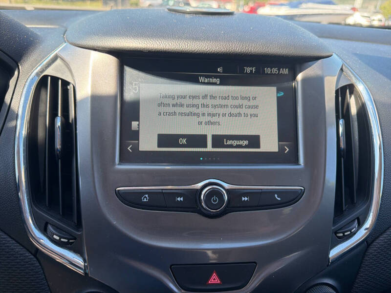2017 Chevrolet Cruze LT Auto