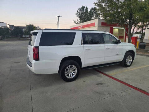 2017 Chevrolet Suburban LT