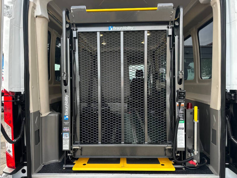 2023 Ford Transit 250