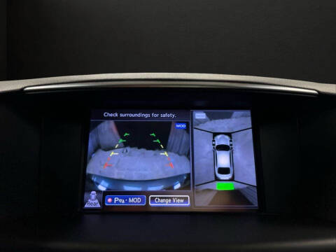 2015 Infiniti Q70 5.6