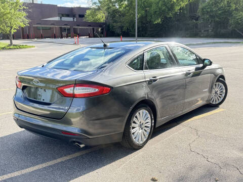 2015 Ford Fusion Hybrid S