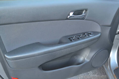 2011 Hyundai Elantra Touring GLS