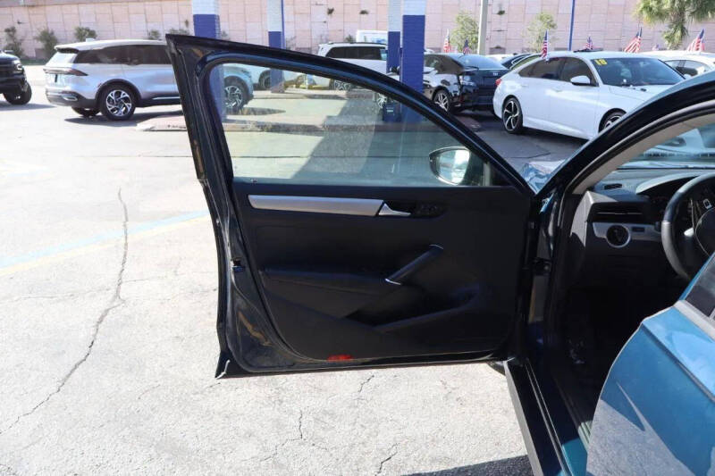 2021 Volkswagen Passat S