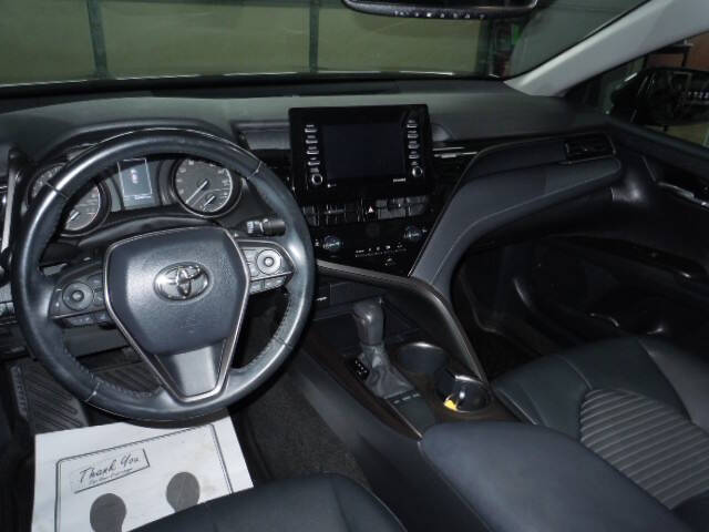 2022 Toyota Camry SE