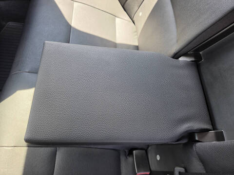 2011 BMW 3 Series 328i