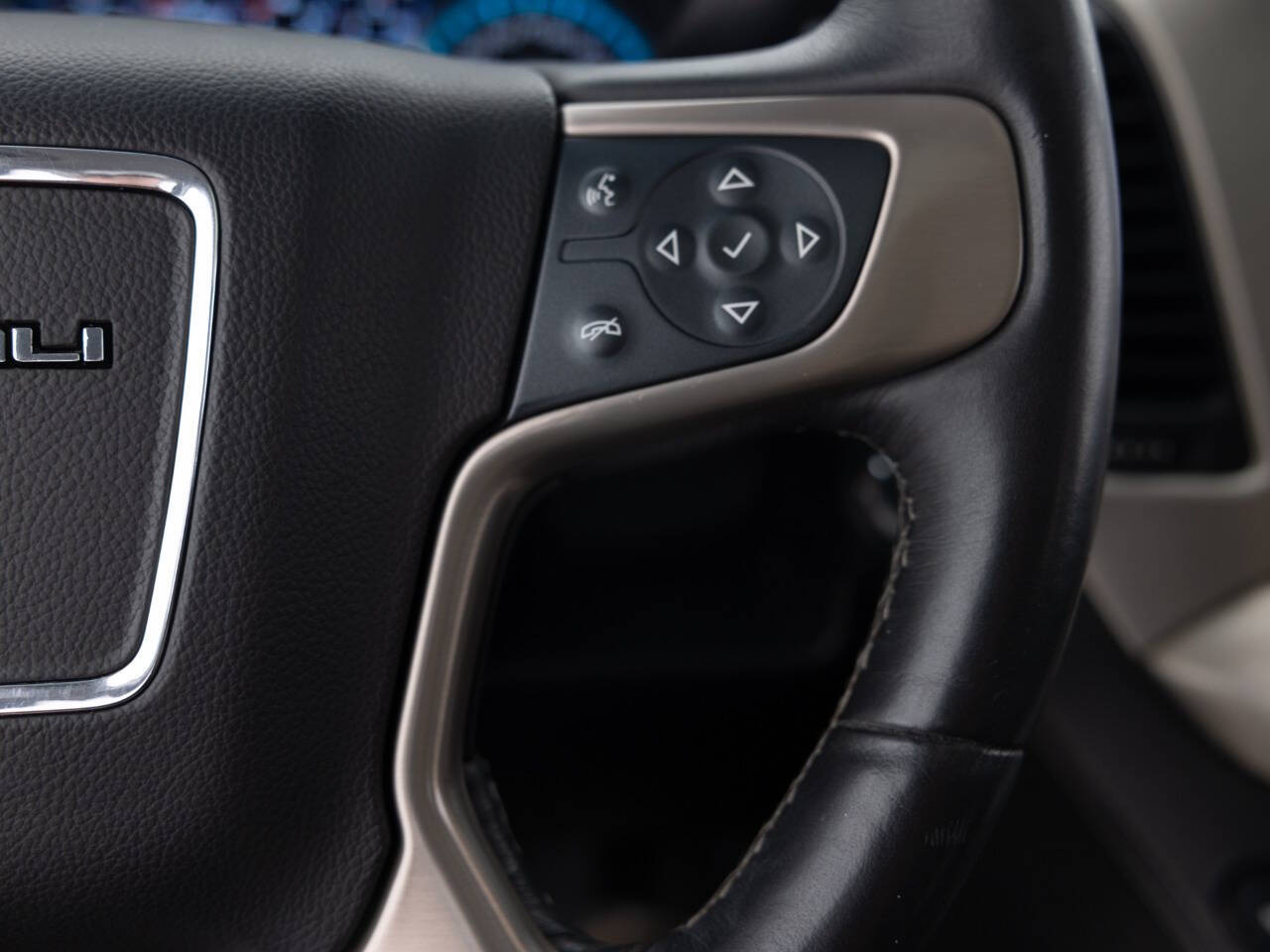 Used Car 2017 Gmc Yukon  Denali 4x4 4dr Suv For Sale Under $30,000 In Coal City, Illinois