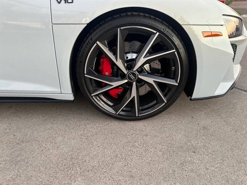 2023 Audi R8 5.2 V10 performance