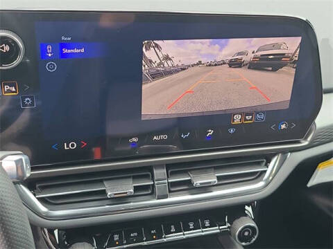 2026 Chevrolet Equinox EV LT 1