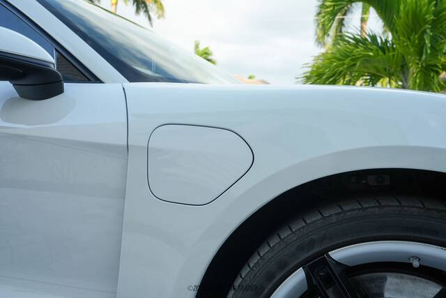 2024 Porsche Taycan