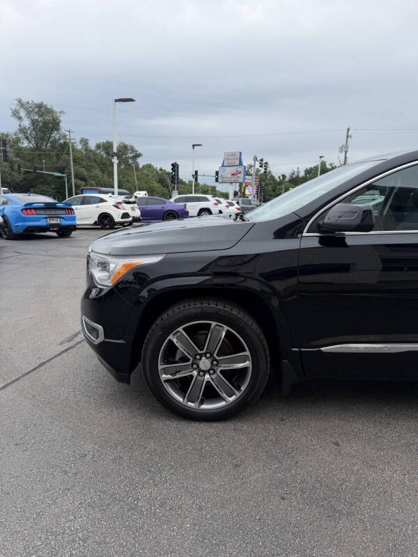 2017 GMC Acadia Denali