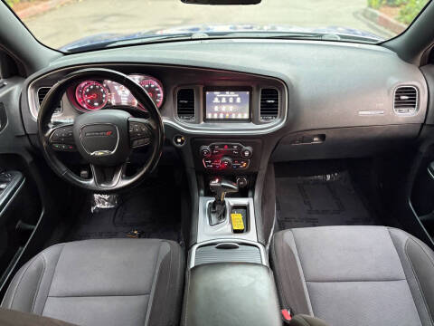 2020 Dodge Charger SXT