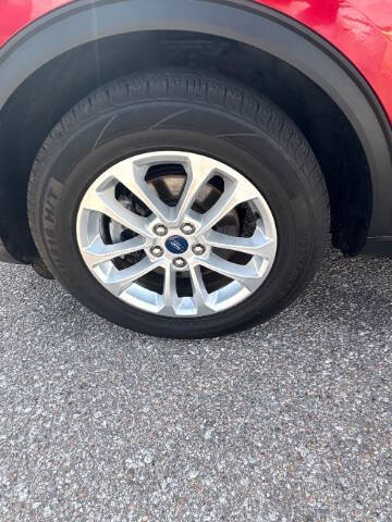 2022 Ford Escape SE