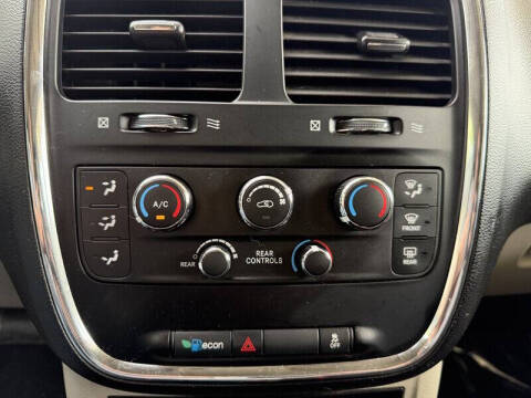 2013 Dodge Grand Caravan SE
