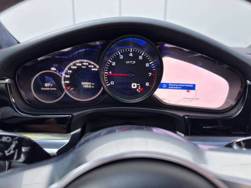 2019 Porsche Panamera GTS