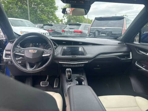 2021 Cadillac XT4 Sport