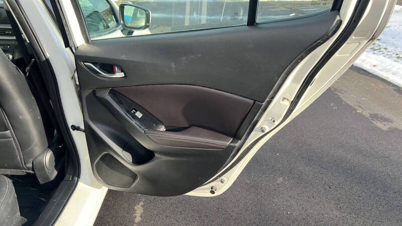 2018 Mazda MAZDA3 Touring