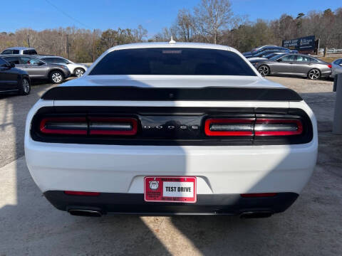 2016 Dodge Challenger SXT