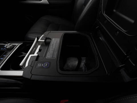 2017 Toyota Land Cruiser