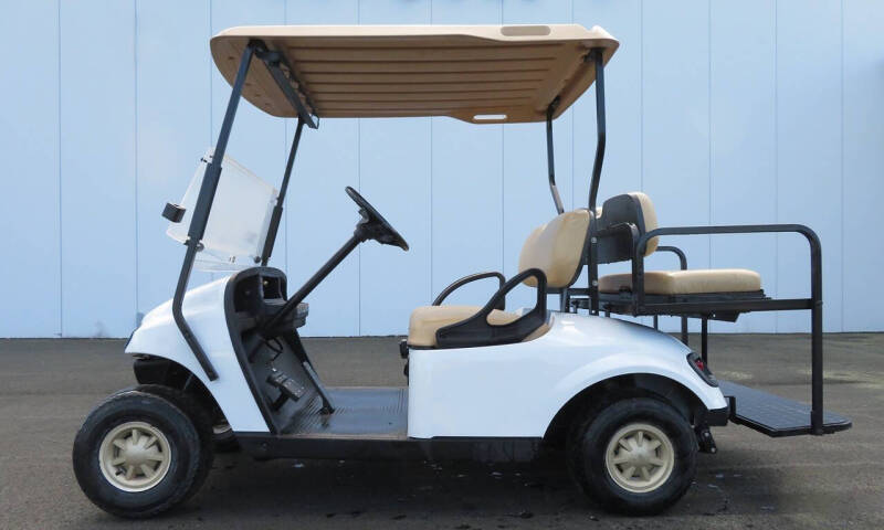 2016 E-Z-GO TXT