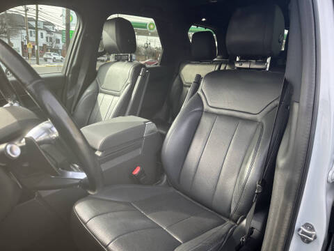 2018 Land Rover Discovery SE