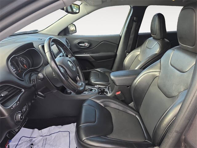 2019 Jeep Cherokee Latitude Plus