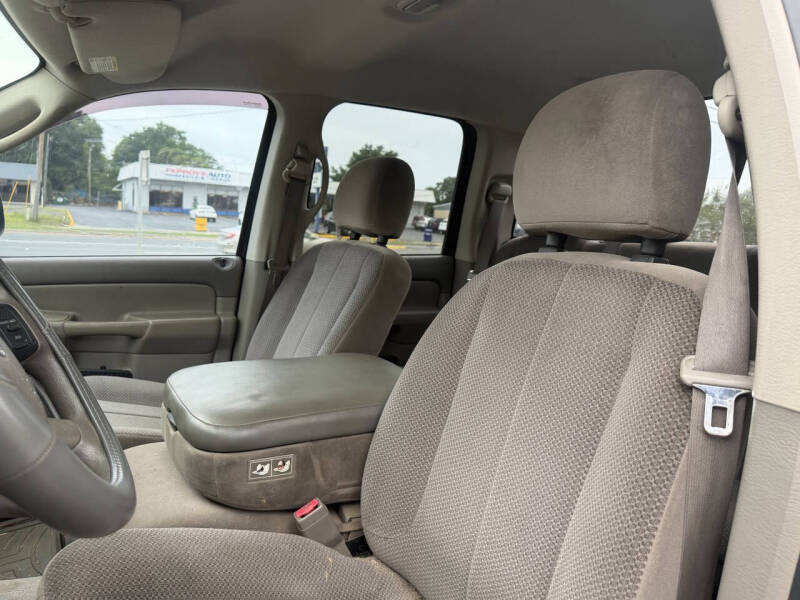 2005 Dodge Ram 1500 SLT