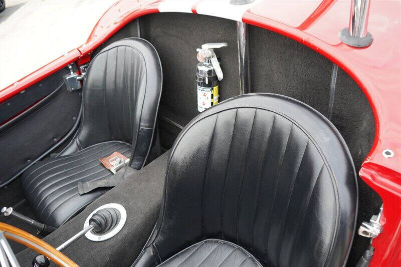 1965 Shelby Cobra Superformance