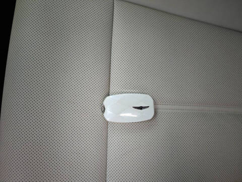 2025 Genesis G70 2.5T Standard