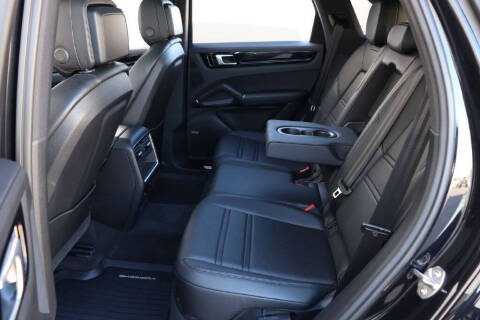 2019 Porsche Cayenne S