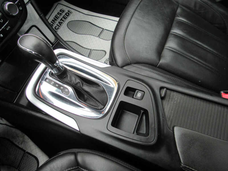 2013 Buick Regal Premium 1