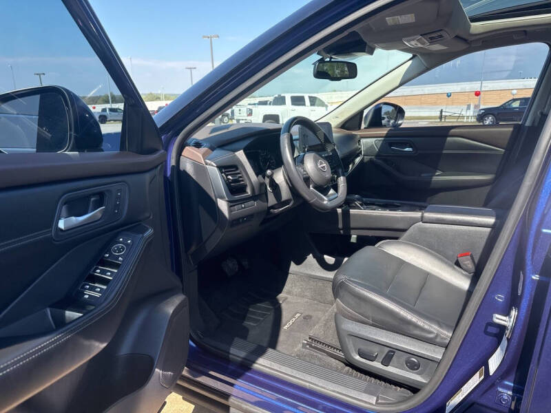 2023 Nissan Rogue SL