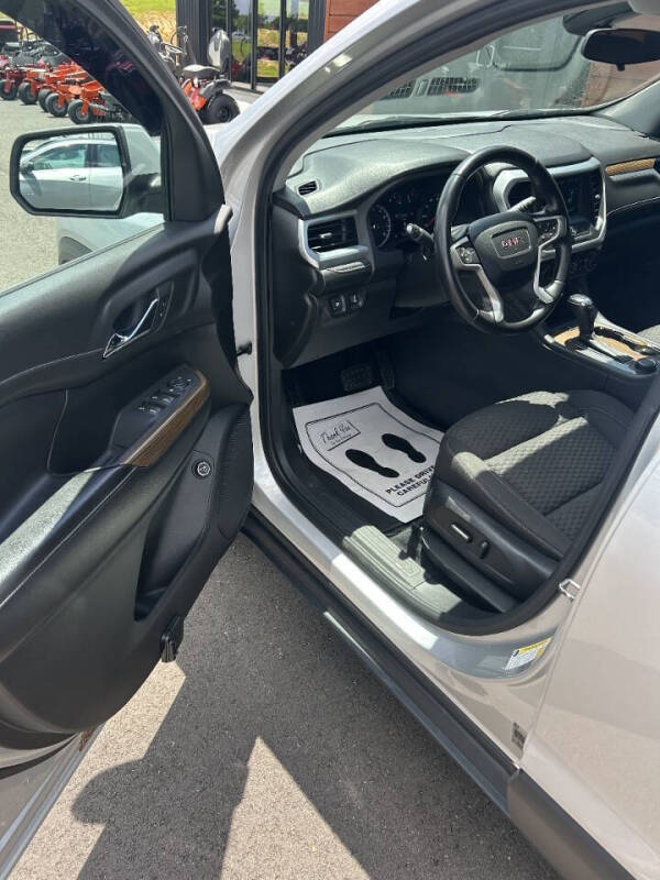2019 GMC Acadia SLE-2