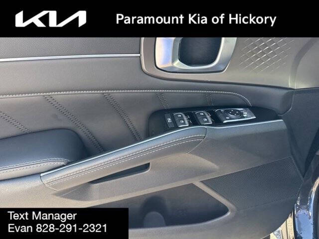 2025 Kia Sorento SX