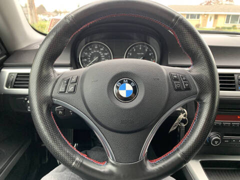 2012 BMW 3 Series 328i