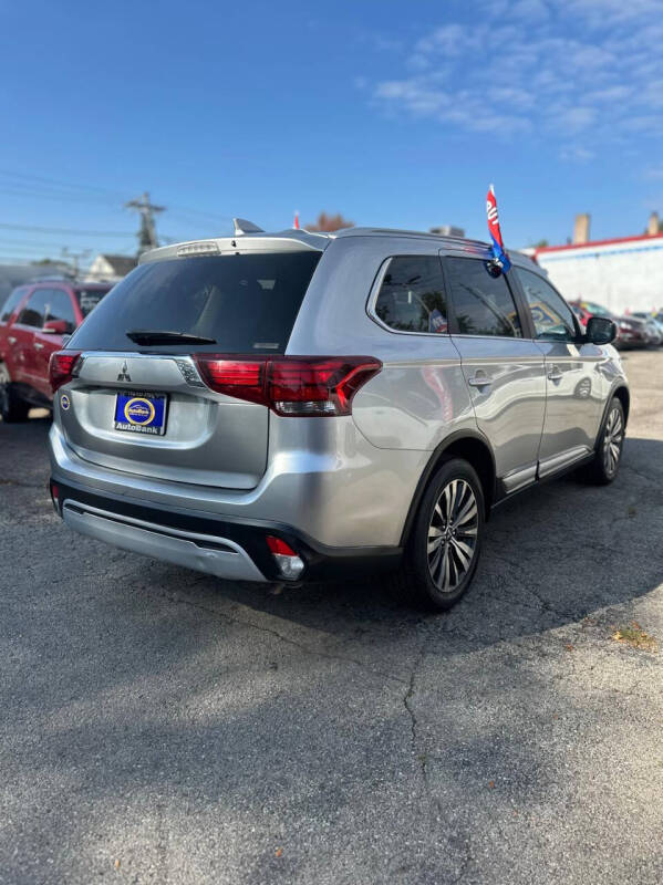 2020 Mitsubishi Outlander