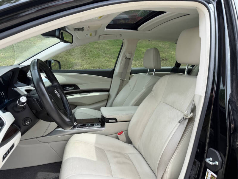 2016 Acura RLX w/Advance