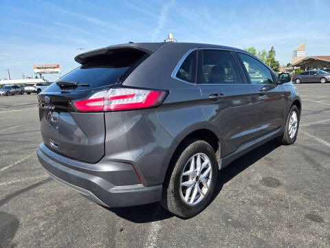 2024 Ford Edge