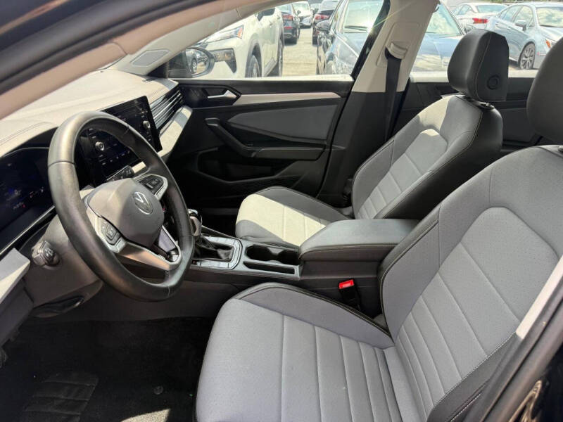 2025 Volkswagen Jetta SE