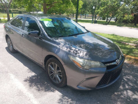 2017 Toyota Camry SE