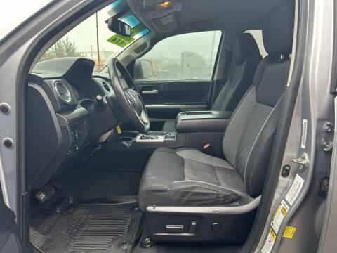 2014 Toyota Tundra SR5