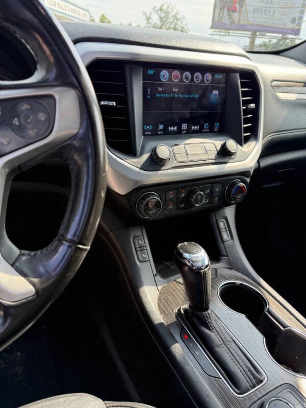 2018 GMC Acadia SLT-1