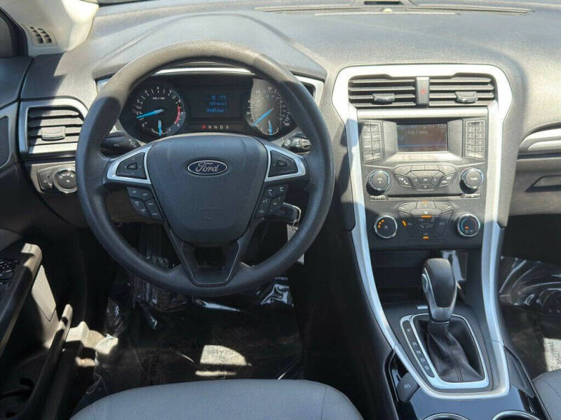 2014 Ford Fusion S