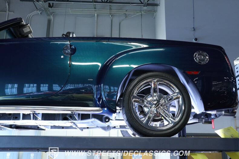 2005 Chevrolet SSR LS