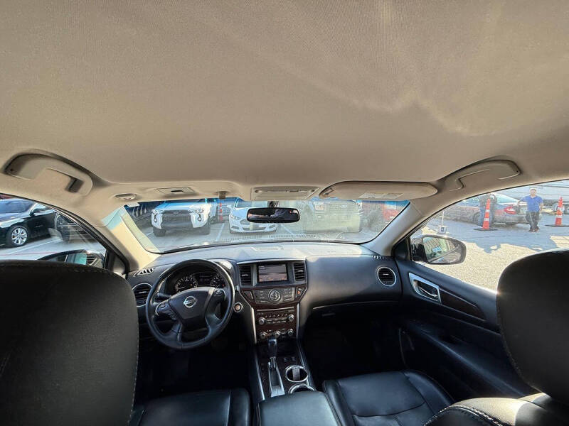 2014 Nissan Pathfinder SL