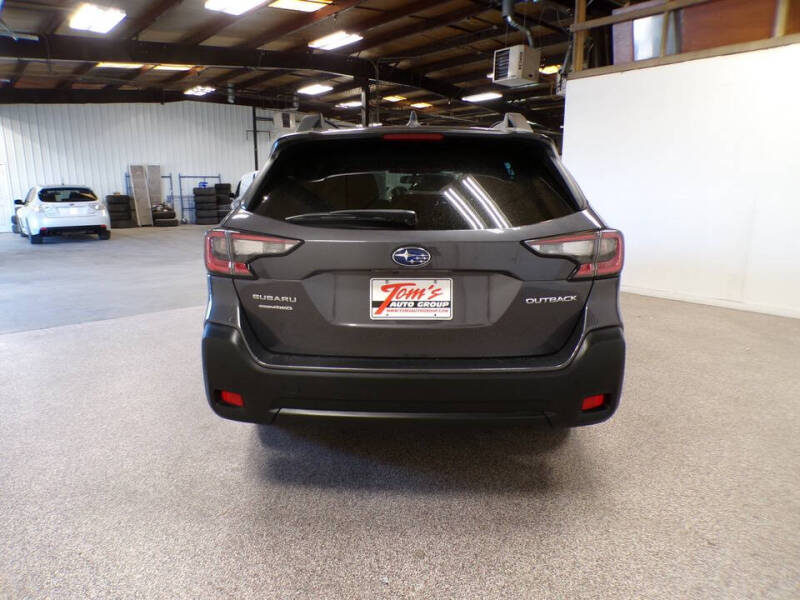 2024 Subaru Outback Premium