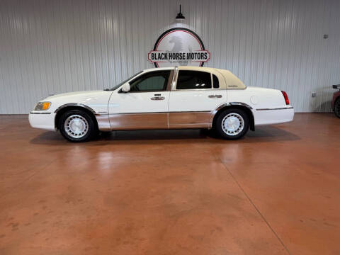 2002 Lincoln Town Car Executive