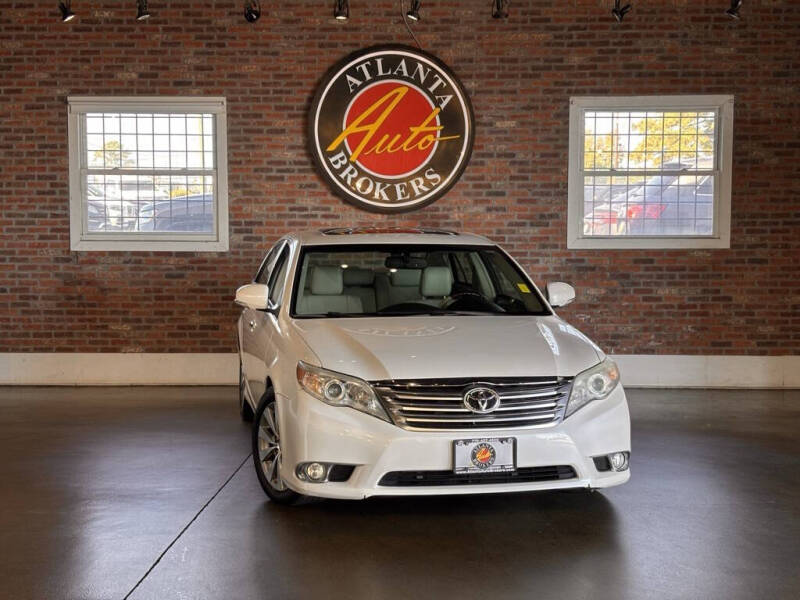 2012 Toyota Avalon Limited's photo