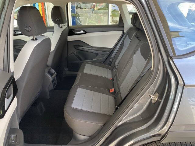 2025 Volkswagen Taos S 4Motion