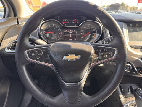 2017 Chevrolet Cruze LT Auto