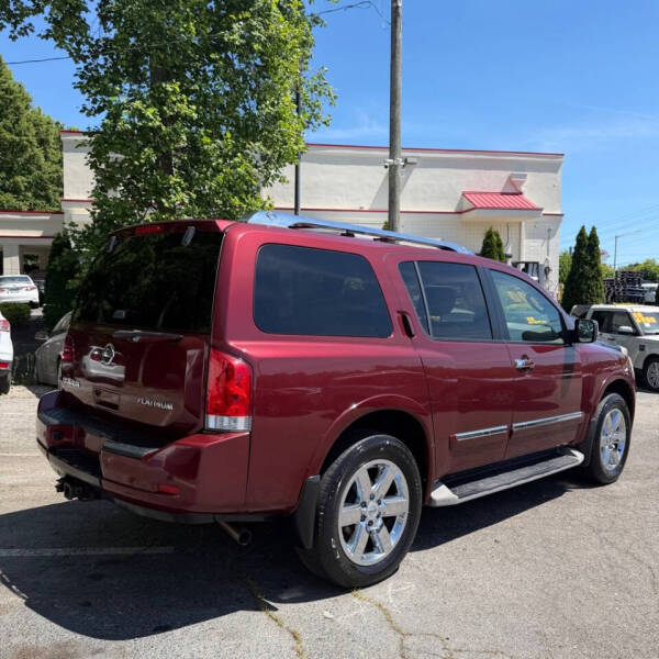 2011 Nissan Armada SV